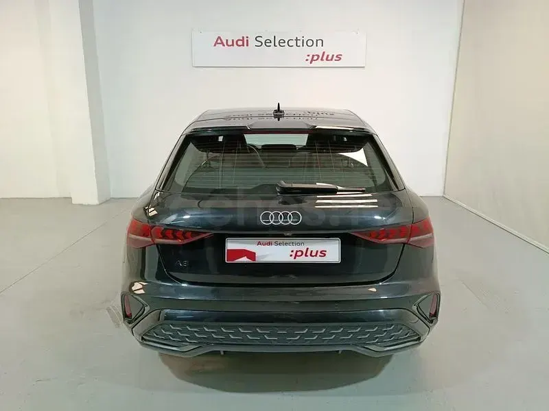 Usado Audi A3 S-Line 204 CV (150 kW) 2025 Negro Berlina