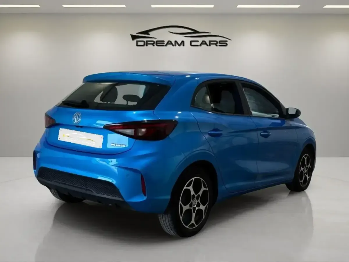 Usado MG MG3 Comfort 116 CV (85 kW) 2025 Azul Utilitario
