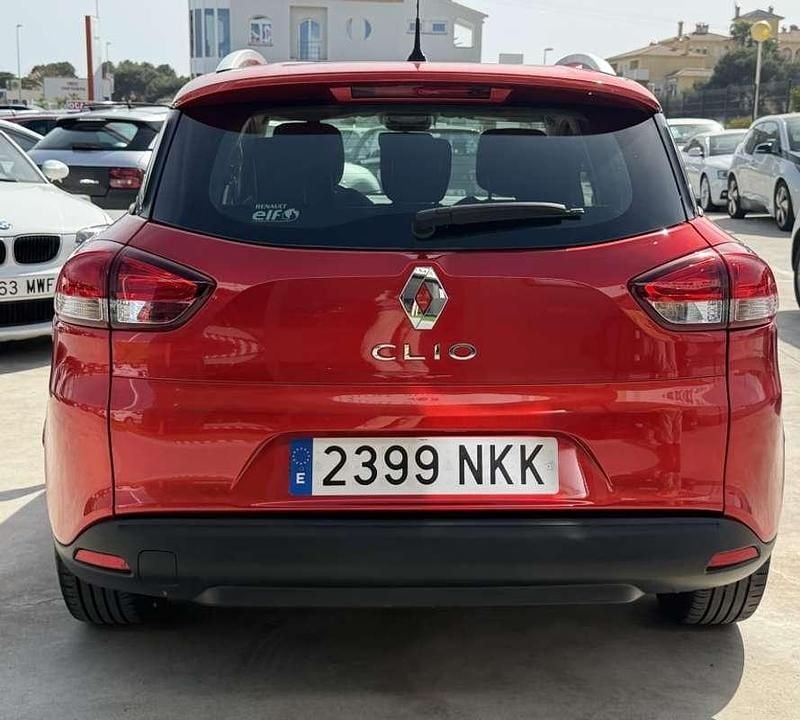 Usado Renault Clio IV LIMITED 90 CV (66 kW) 2019 Rojo Utilitario