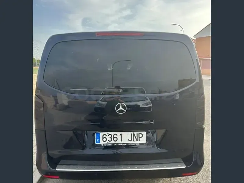 Usado Mercedes V220 Avantgarde 163 CV (119 kW) 2016 Azul Monovolumen