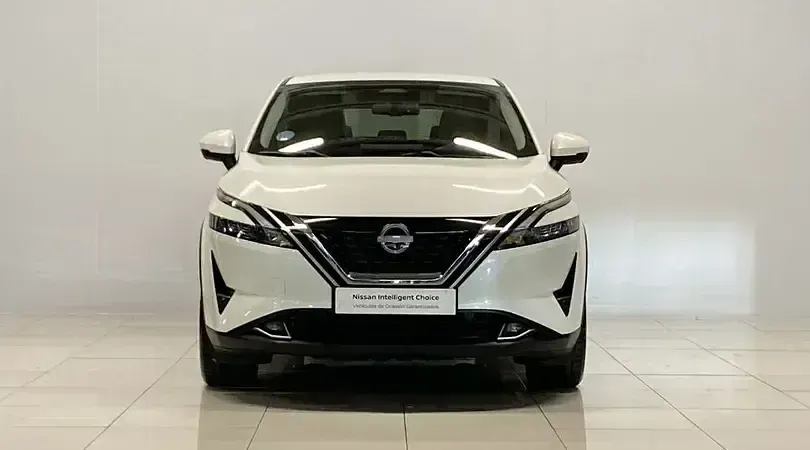 Usado Nissan Qashqai N-Connecta 190 CV (139 kW) 2023 Lunar white (perlada) SUV