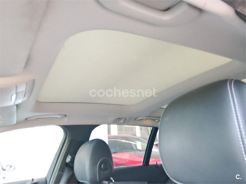 Usado Mercedes C220 170 CV (125 kW) 2018 Gris / plata Familiar