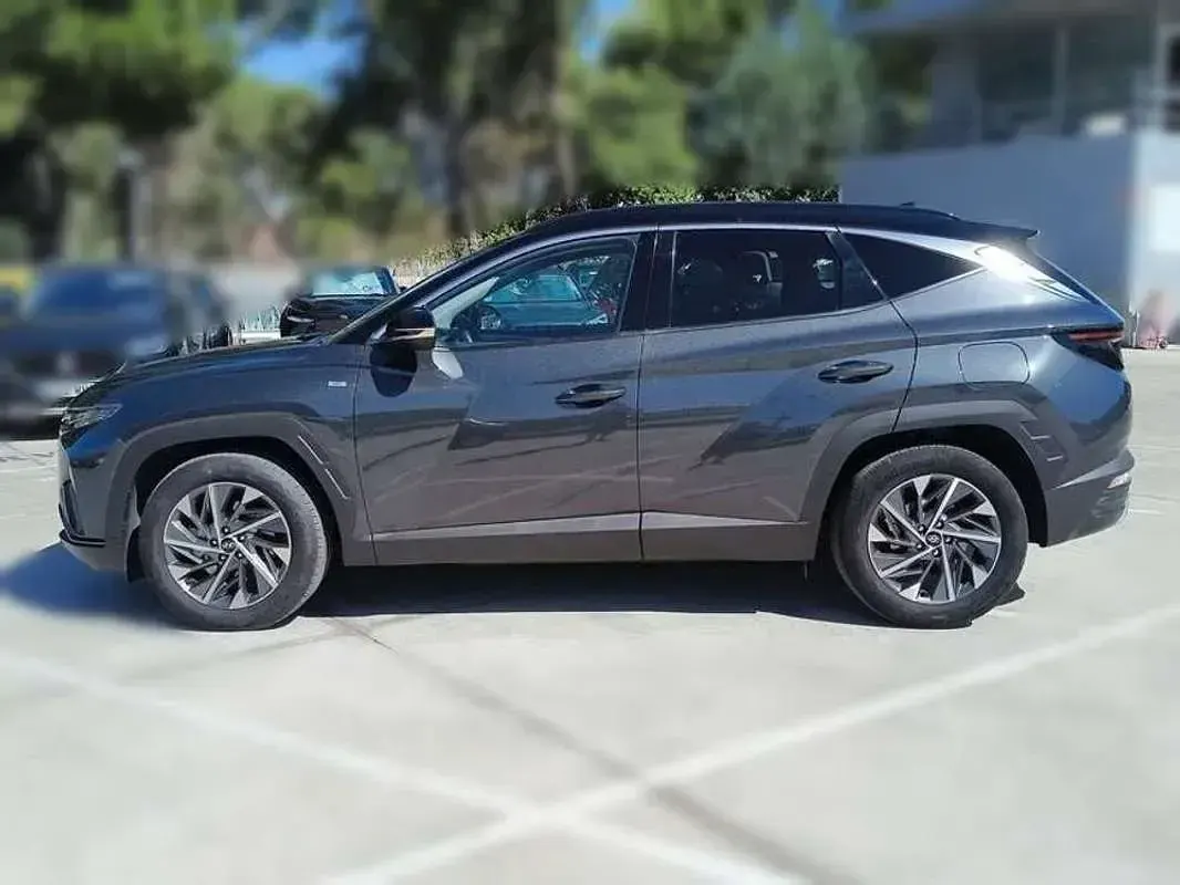 Usado Hyundai Tucson 150 CV (110 kW) 2022 Gris SUV