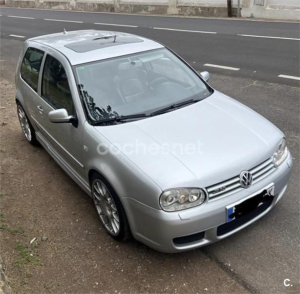 Usado VW Golf IV R 241 CV (177 kW) 2003 Gris / plata Berlina