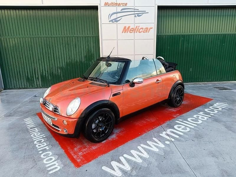 Usado Mini One Cabriolet 90 CV (66 kW) 2005 Naranja Descapotable