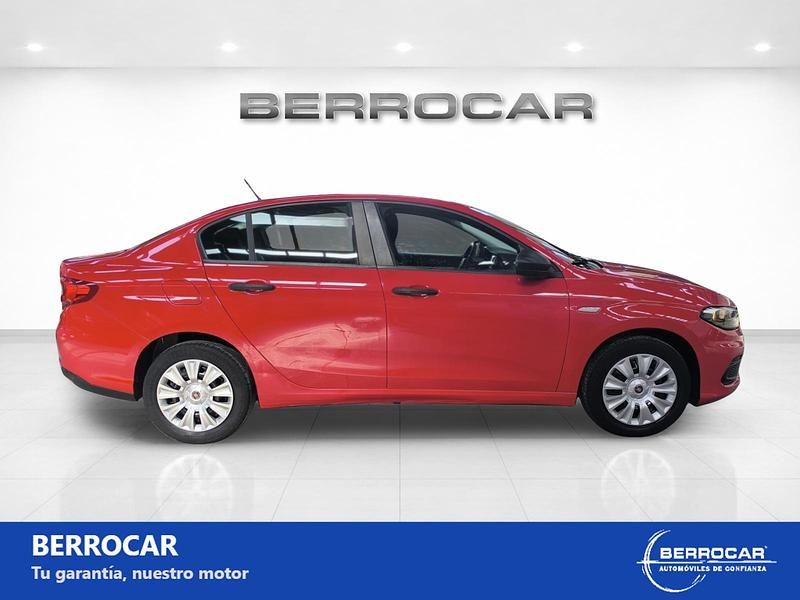 Usado Fiat Tipo Business 95 CV (69 kW) 2018 Rojo