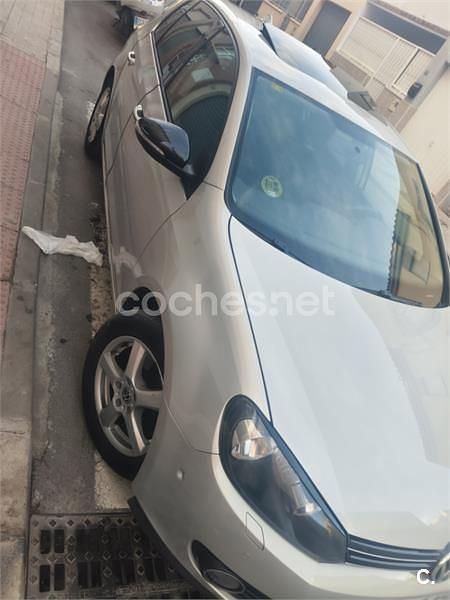 Usado VW Golf VI Sport 140 CV (102 kW) 2010 Gris / plata Utilitario