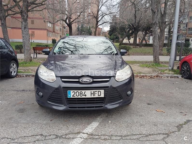 Negro Usado 2011 Ford Focus Trend Berlina | 3700 € (Super precio) - Imagen 1/4