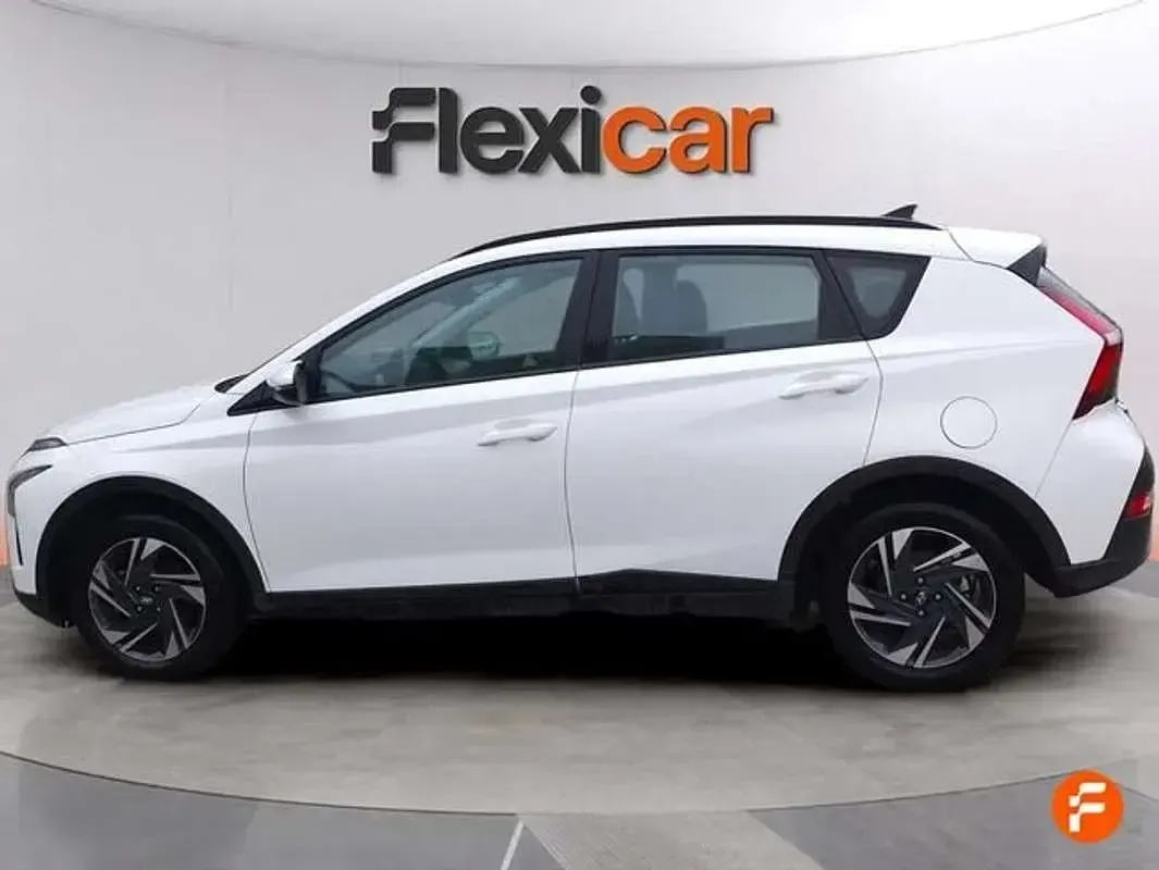 Usado Hyundai Bayon 84 CV (61 kW) 2023 Blanco SUV