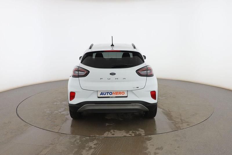 Usado Ford Puma Titanium 125 HP (91 kW) 2021 Branco SUV