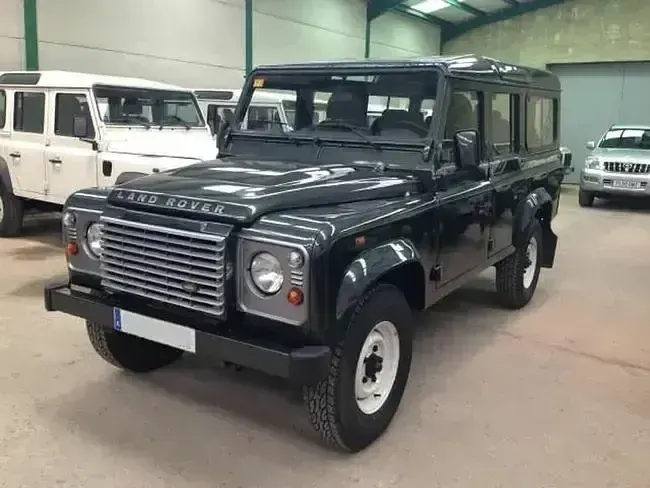 Begagnad Land Rover Defender 122 HK (89 kW) 2014 Grön SUV