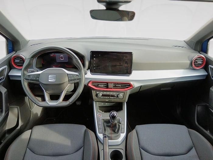 Usado Seat Arona FR 115 CV (84 kW) 2024 Azul SUV