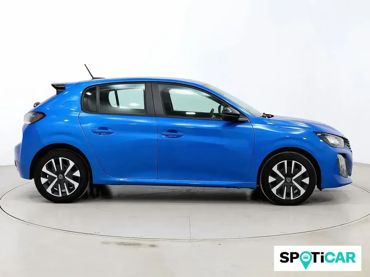 Usado Peugeot 208 Active 101 CV (74 kW) 2024 Azul Utilitario