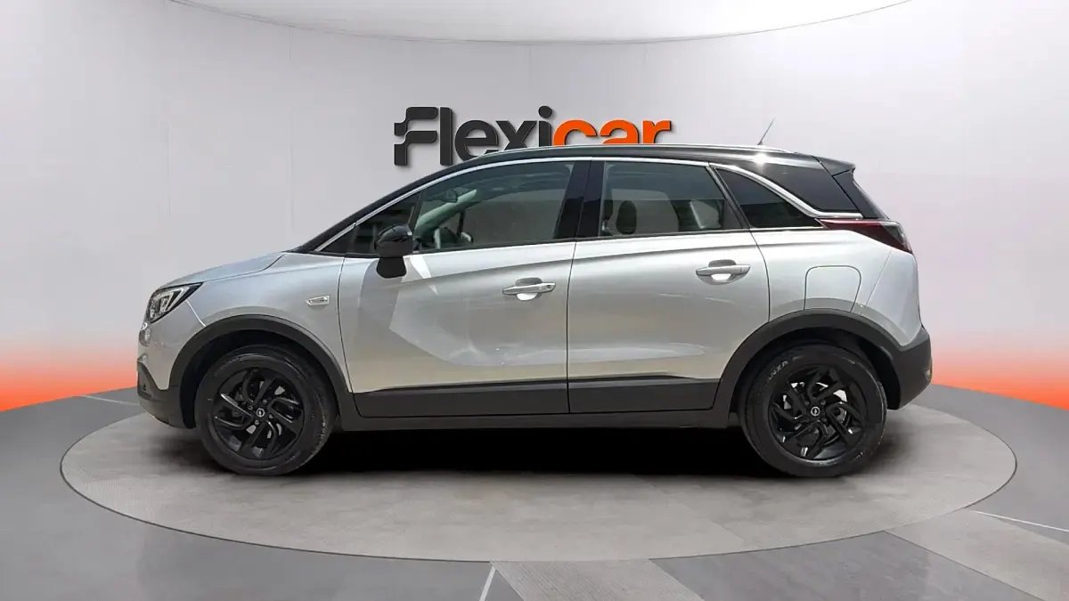 Usado Opel Crossland X Innovation 131 CV (96 kW) 2019 Gris SUV