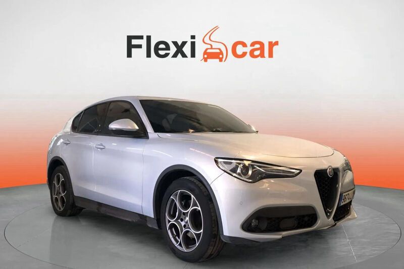 Gris Usado 2022 Alfa Romeo Stelvio Sprint SUV | 28.990 € (Precio justo) - Imagen 1/4