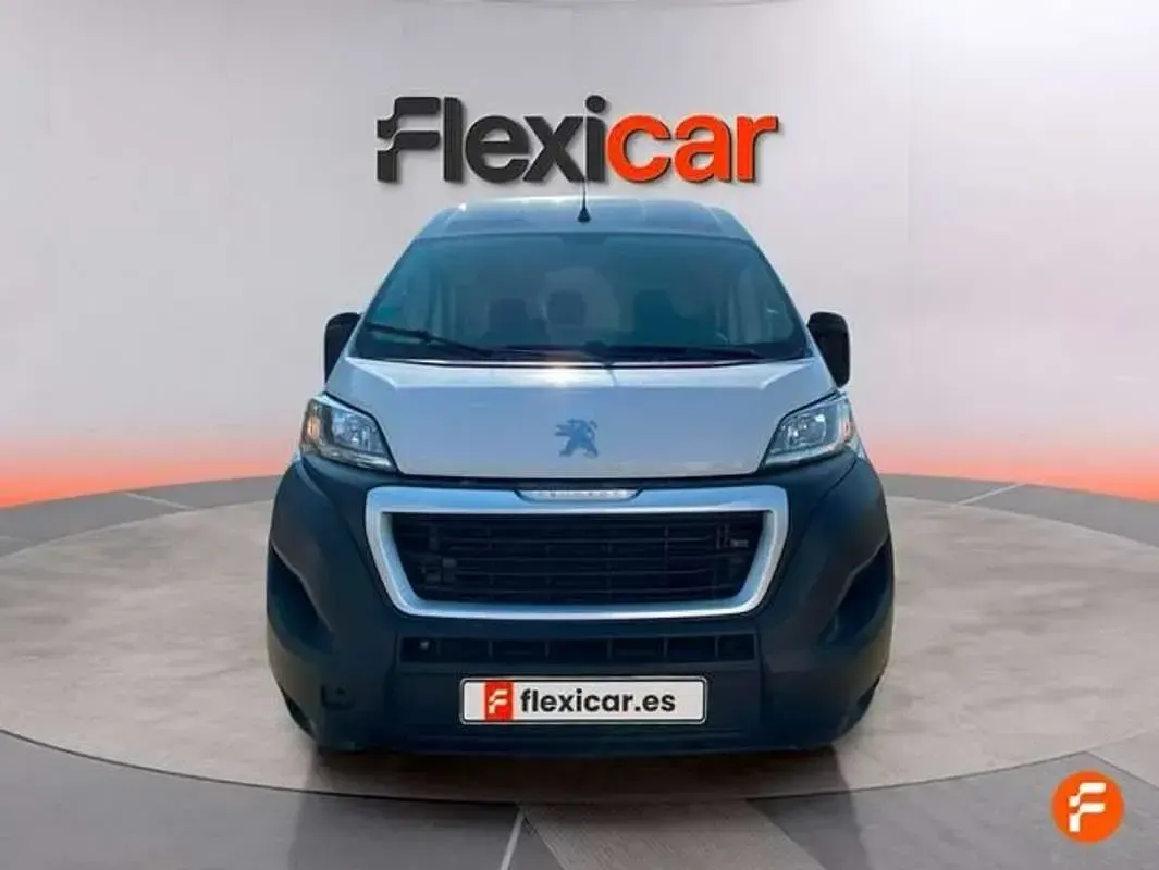 Usado Peugeot Boxer S 140 CV (102 kW) 2023 Azul Van