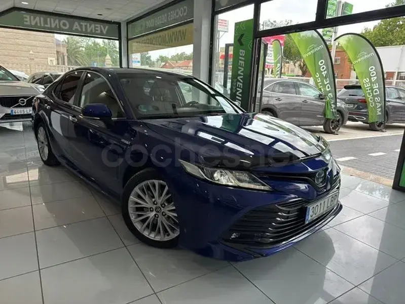 Usado Toyota Camry Advance 218 CV (160 kW) 2019 Azul Berlina