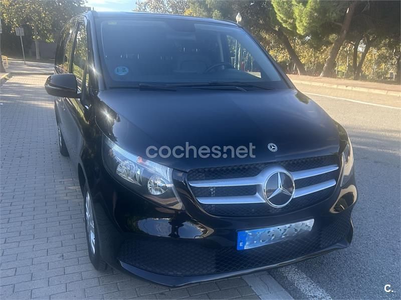 Negro Usado 2020 Mercedes V220 Monovolumen | 41.500 € (Buen precio) - Imagen 1/4