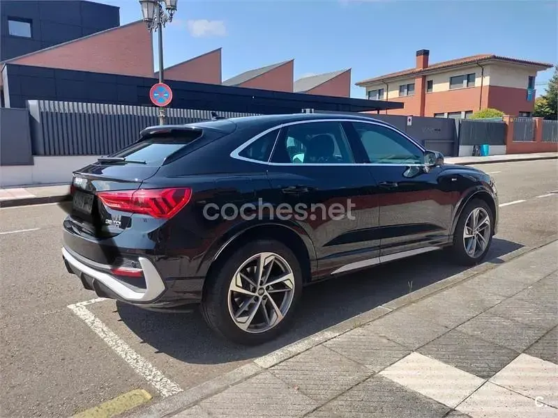 Usado Audi Q3 Sportback Ambiente 150 CV (110 kW) 2023 Negro SUV