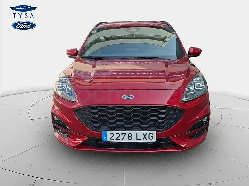 Usado Ford Kuga ST-Line X 190 CV (139 kW) 2022 Granate SUV