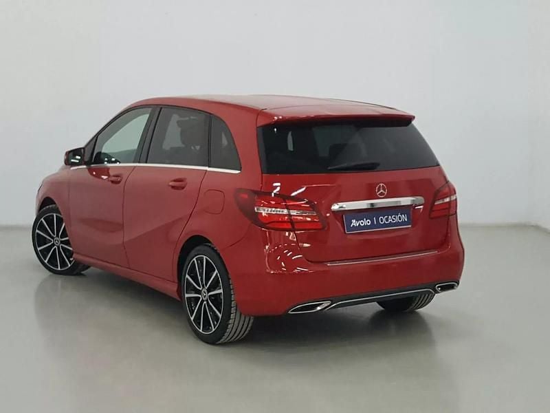 Usado Mercedes B200 136 CV (100 kW) 2018 Utilitario