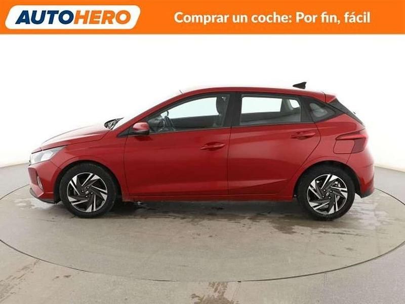 Usado Hyundai i20 101 CV (74 kW) 2021 Rojo Utilitario