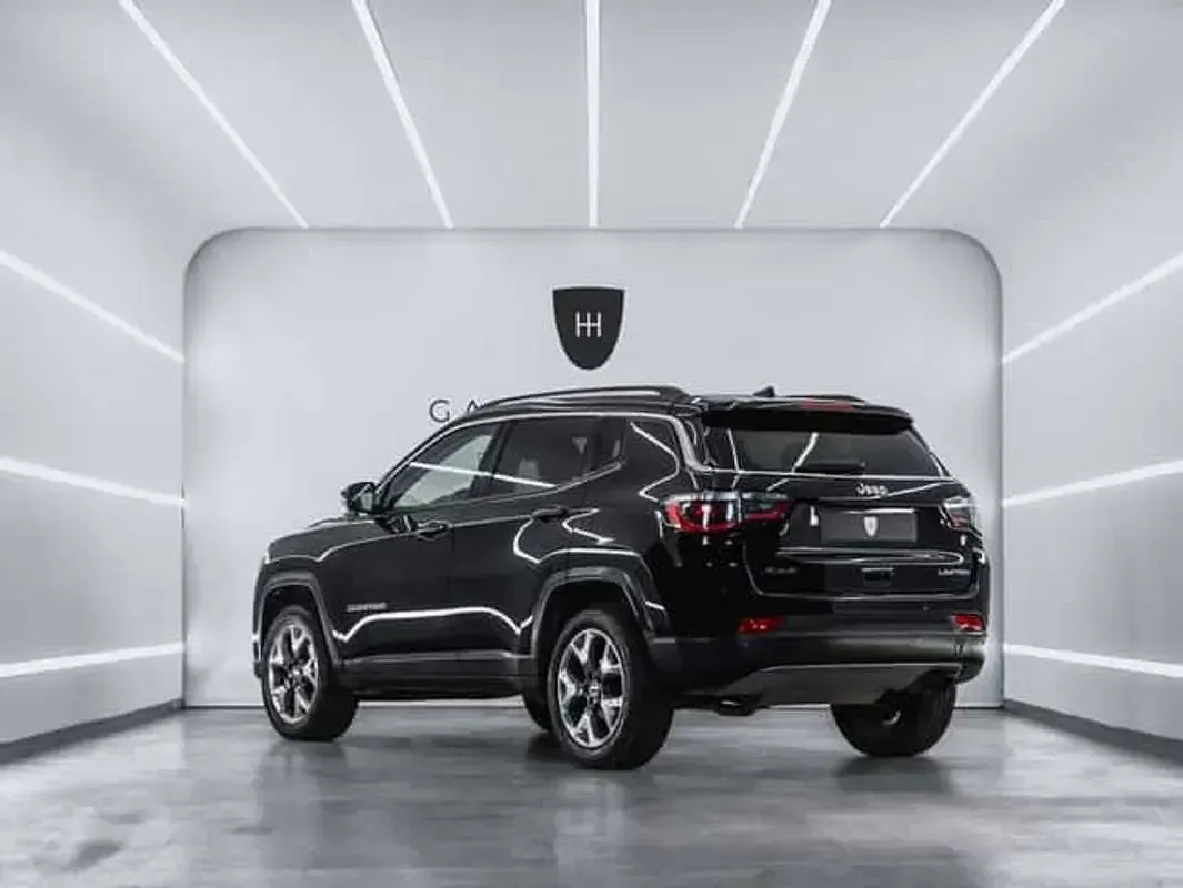 Usado Jeep Compass Limited 170 CV (125 kW) 2017 SUV