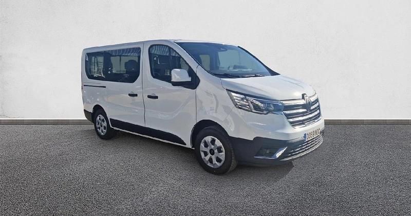 Usado Renault Trafic 110 CV (80 kW) 2025 Monovolumen