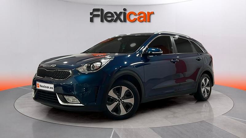 Usado Kia Niro 141 HP (103 kW) 2017 Azul SUV