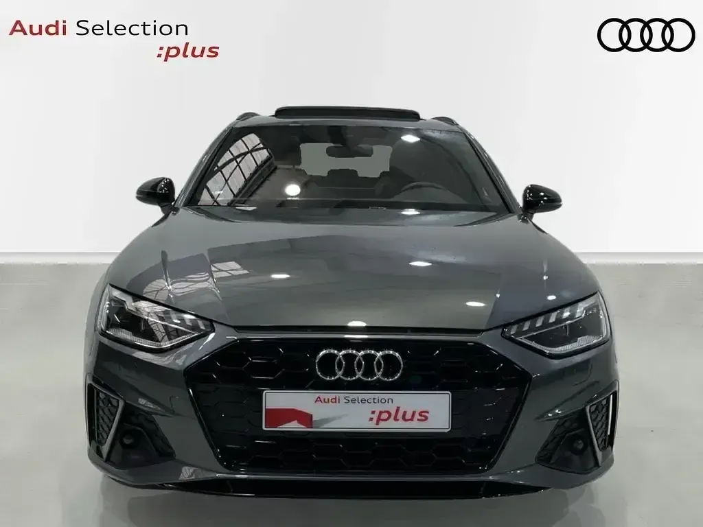 Usado Audi A4 S-Line 163 CV (119 kW) 2022 Negro Familiar