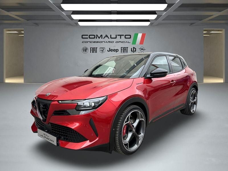 Nuevo Alfa Romeo GT Junior Veloce 207 kW (282 CV) 2026 Rojo Utilitario