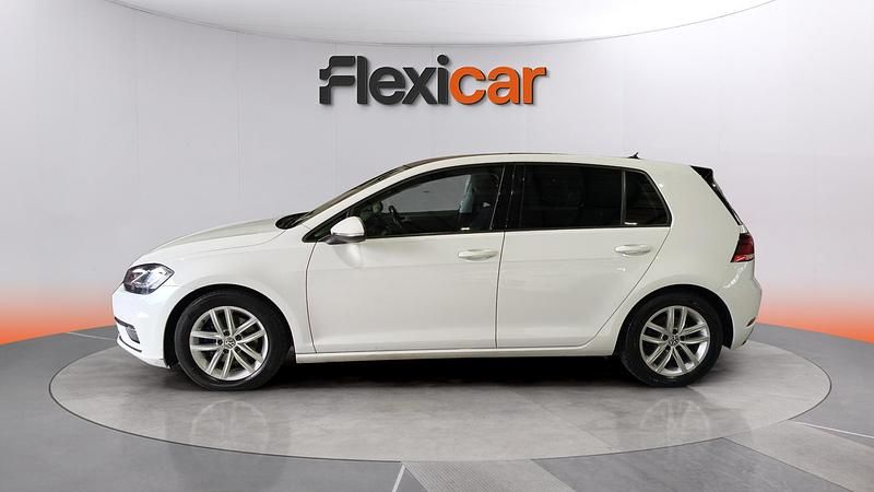 Usado VW Golf VII Advance 131 CV (96 kW) 2018 Blanco Utilitario