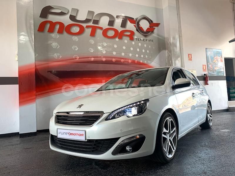 Usado Peugeot 308 Access 110 CV (80 kW) 2017 Blanco Berlina