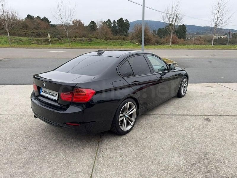 Usado BMW 318 Sport Line 143 CV (105 kW) 2012 Negro Berlina