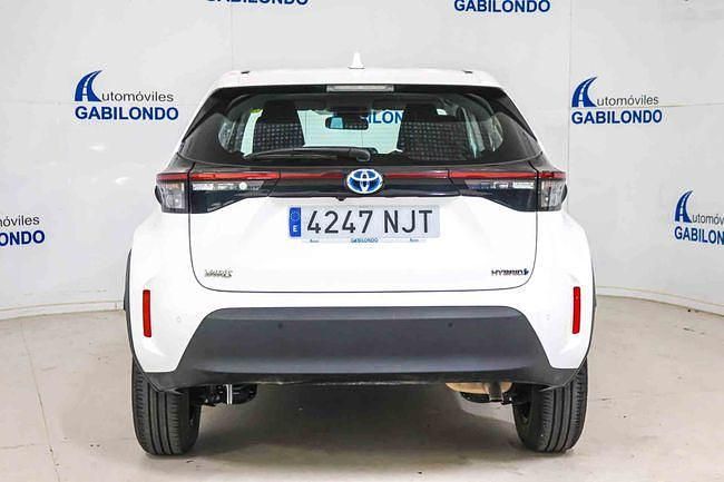 Usado Toyota Yaris Cross Business Edition 116 CV (85 kW) 2022 Blanco SUV