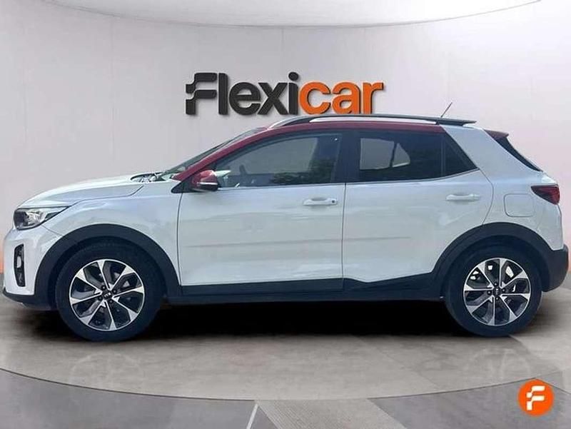 Usado Kia Stonic 120 CV (88 kW) 2018 Blanco SUV