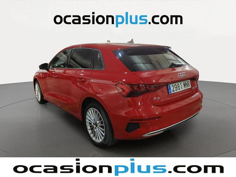 Usado Audi A3 e-tron Advanced Plus 204 CV (150 kW) 2024 Rojo Utilitario