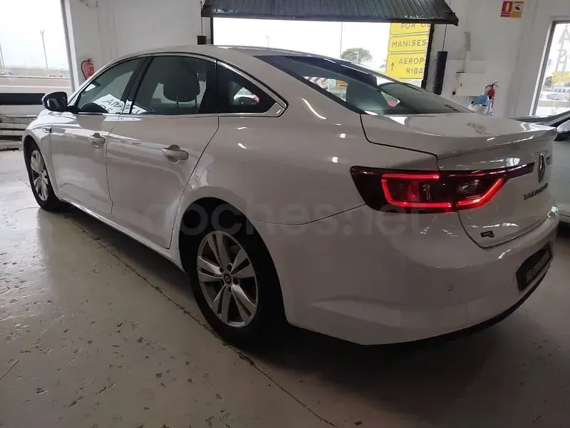 Usado Renault Talisman LIMITED 150 CV (110 kW) 2020 Blanco Berlina