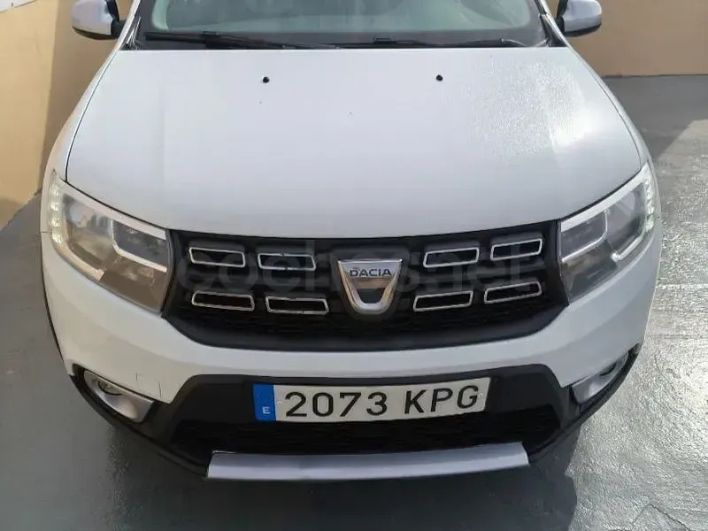 Usado Dacia Sandero Stepway Ambiance 90 CV (66 kW) 2018 Blanco Berlina