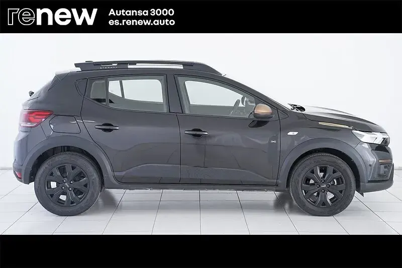 Usado Dacia Sandero Extreme 100 HP (73 kW) 2025 Preto Sedan