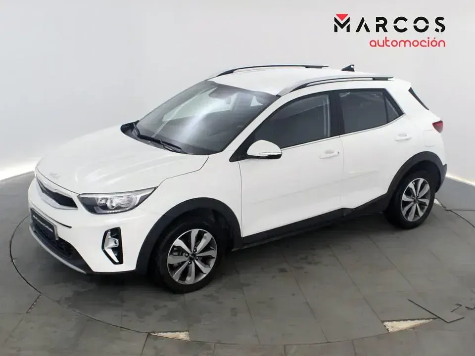 Usado Kia Stonic 100 CV (73 kW) 2025 SUV