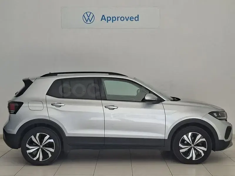Usado VW T-Cross 115 CV (84 kW) 2025 Gris / plata SUV