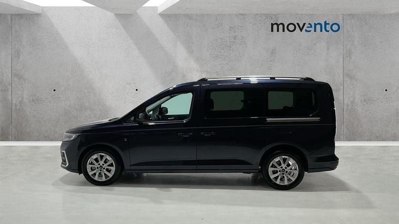 Usado Ford Tourneo Connect Titanium 122 CV (89 kW) 2025 Azul Monovolumen