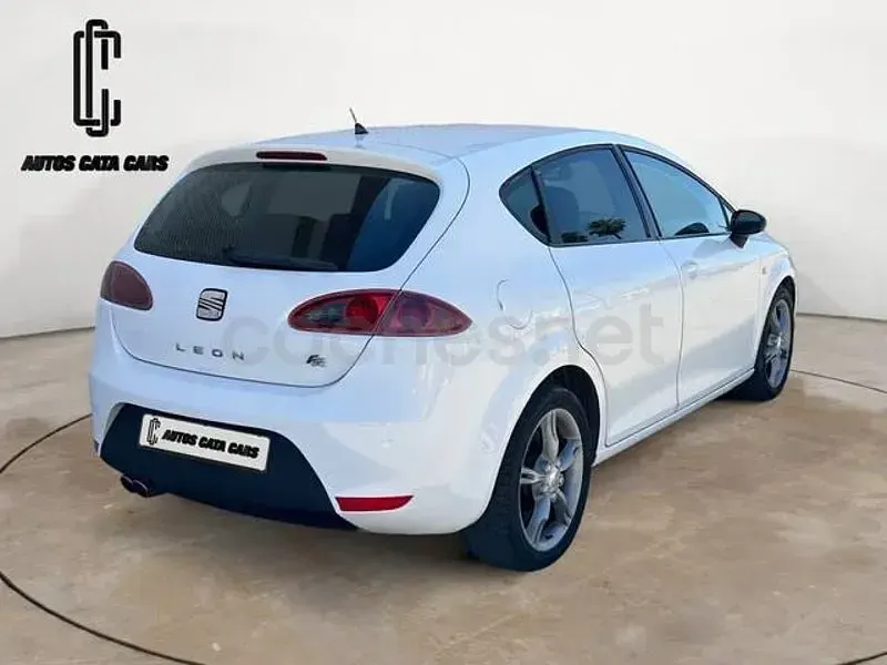 Usado Seat Leon FR 170 CV (125 kW) 2007 Blanco Utilitario