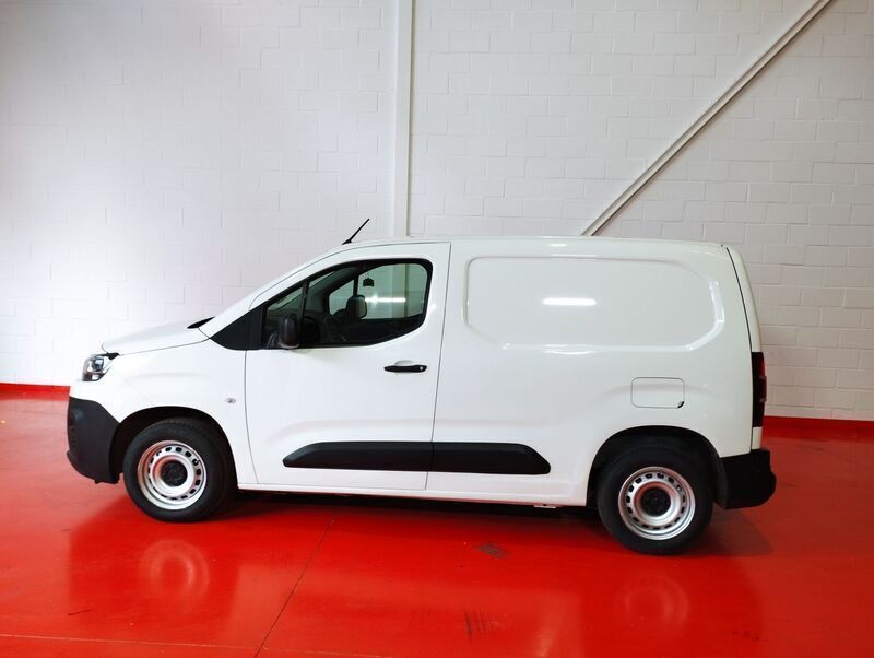 Usado Citroën Berlingo 100 HP (73 kW) 2020 Branco Monovolume