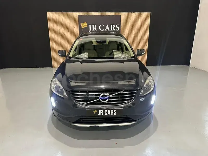Usado Volvo XC60 Summum 181 CV (133 kW) 2015 Gris / plata SUV