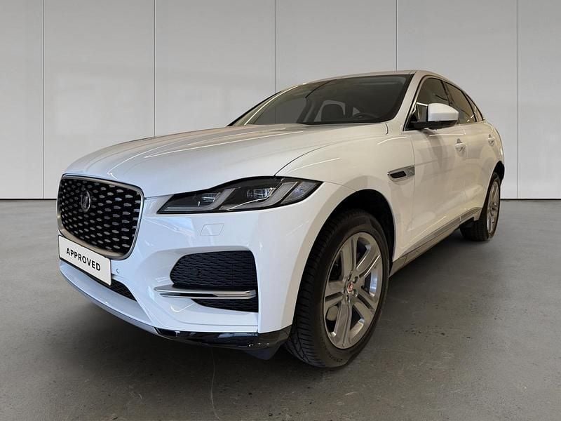 Fuji white Usado 2023 Jaguar F-Pace SE SUV | 52.900 € - Imagen 1/4