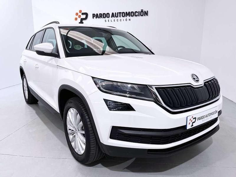 Blanco Usado 2021 Skoda Kodiaq Ambition SUV | 26.900 € (Precio justo) - Imagen 1/4