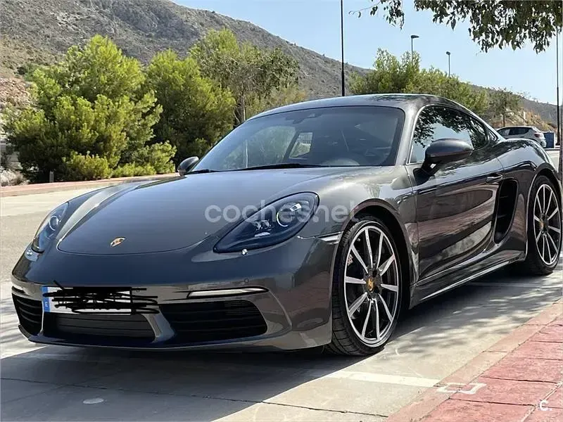 Usado Porsche 718 Cayman 300 CV (220 kW) 2017 Gris / plata Coupe