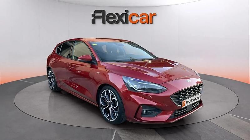 Usado Ford Focus ST-Line 150 CV (110 kW) 2018 Granate Berlina